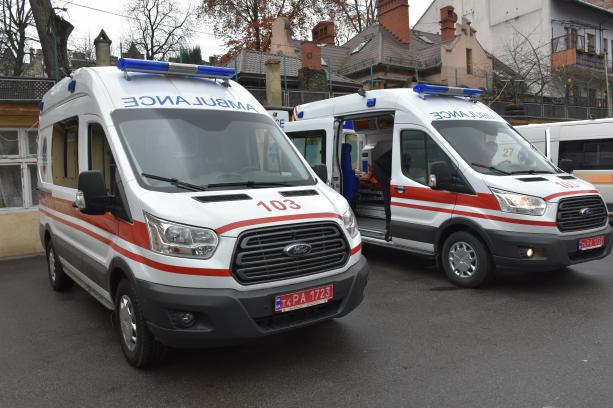 У Львові після масової бійки до медиків звернулось восьмеро людей, один із чоловіків помер у лікарні. 