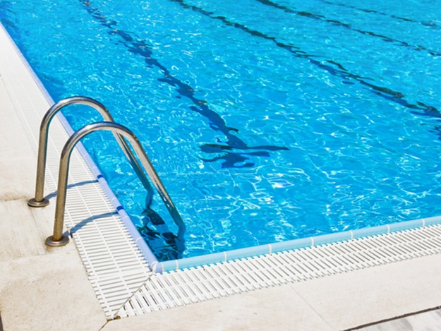 У львівському фітнес-центрі Sport Life в басейні помер чоловік.