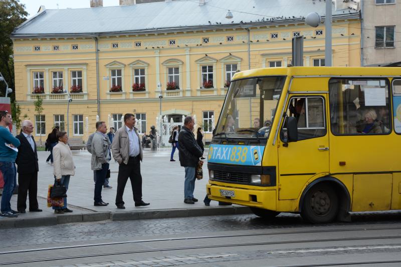 Пенсіонери у транспорті Львова їздитимуть безкоштовно
