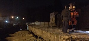 Фото, відео: на Стрийській знесли стелу Монумента слави