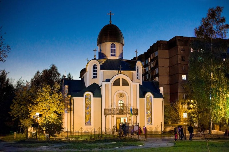 Львів’янка Олександра Гас поскаржилася на церкву, яка надто голосно транслює на Сихові Службу Божу. 