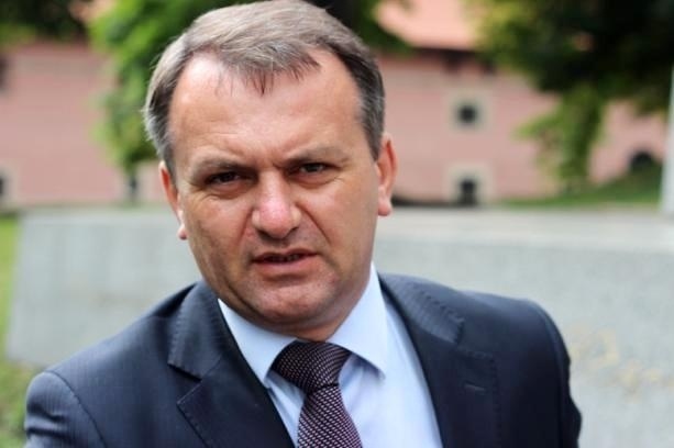 Голову Львівської облдержадміністрації Олега Синютку звільнили.