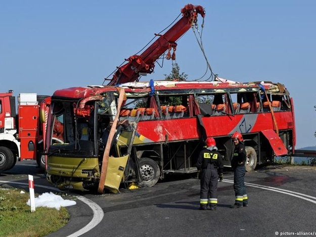 Водія українського автобуса, який у серпні 2018 року спричинив у Польщі аварію, в якій загинули троє людей, а постраждали 50, судили.