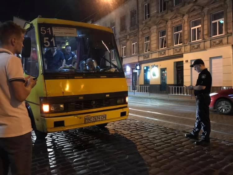 У Львові зупинили нетверезого водія маршрутки