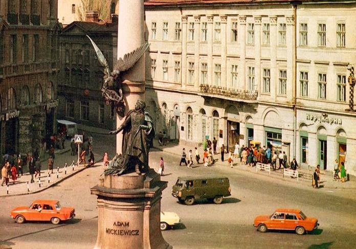 У мережу виклали фото Львова, зроблені у далекому 1980 році. Фото: Мистецтво/Фейсбук.