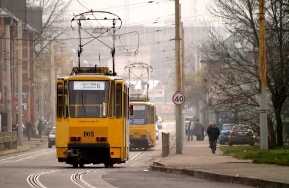 Через святкову ходу з нагоди проголошення ЗУНР 1 листопада у Львові змінять маршрути деяких автобусів і трамваїв. 