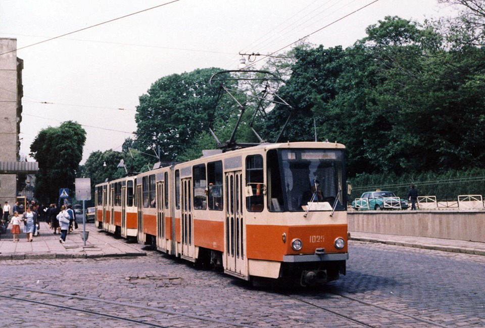 Львів'яни вимагають відновити трамвай №5. Фото умовне.