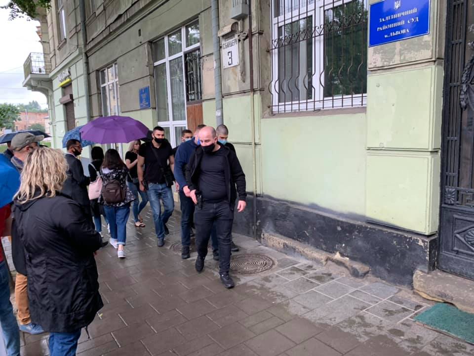 Підозрюваного у зґвалтуванні 12-річного хлопчика у парку на Левандівці у Львові арештували.  Фото: Віка Балицька.