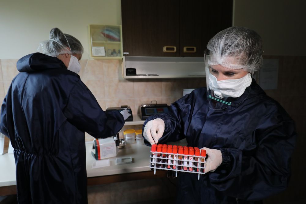 272 львівських педагога протестували на коронавірус: результати. Фото: Львівська міськрада.