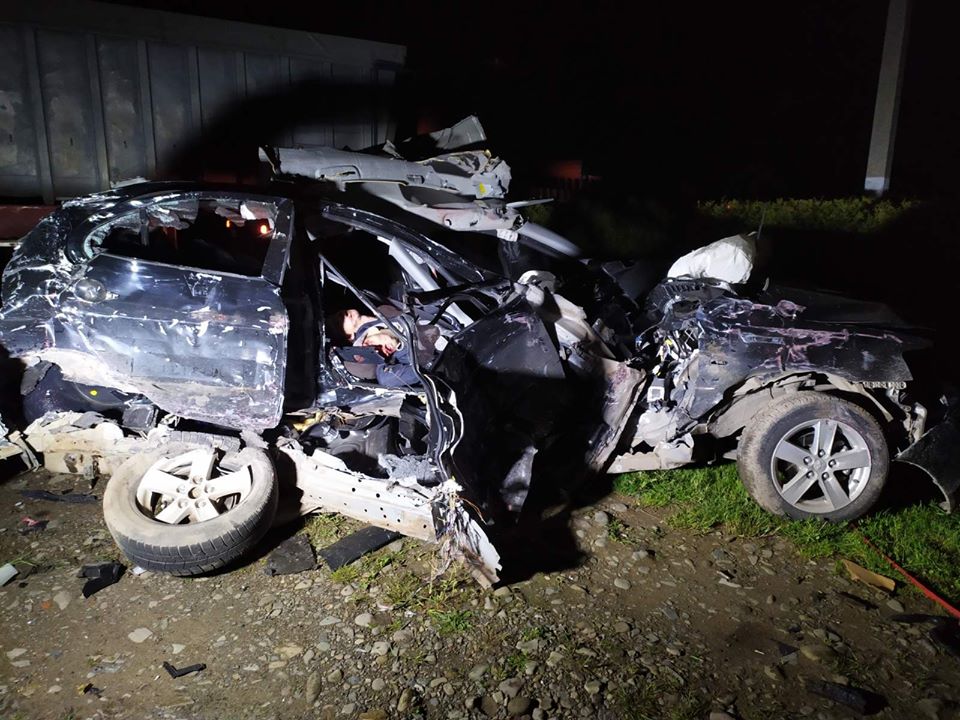 Тіла загиблих деблокували рятувальники. Фото: ДСНС Львівщини.