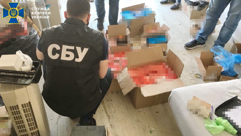 СБУ заблокувала на Львівщині діяльність потужної &laquo;ботоферми&raquo;. Фото: СБУ.