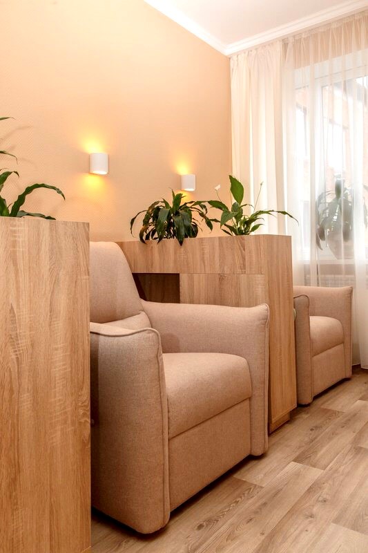 Не лише в коридорах: де в українських лікарнях можуть перебувати батьки хворих дітей.