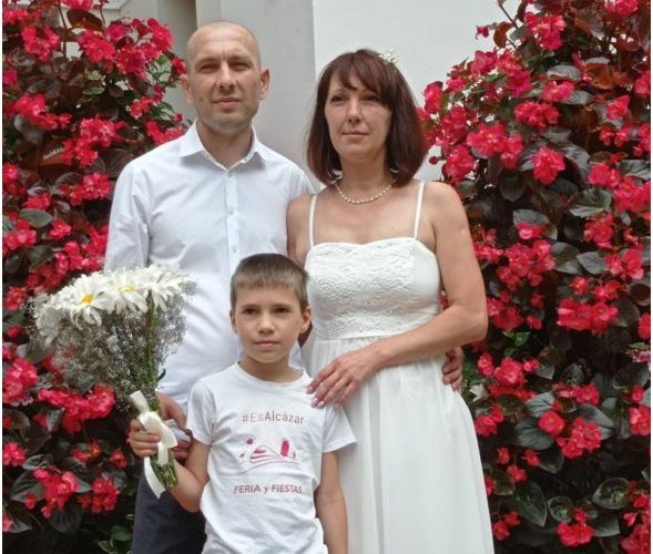 У львівському модульному містечку відгуляли весілля.