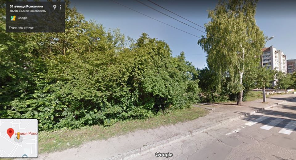 Покращення: занедбану територію на Роксоляни перетворять на сквер.