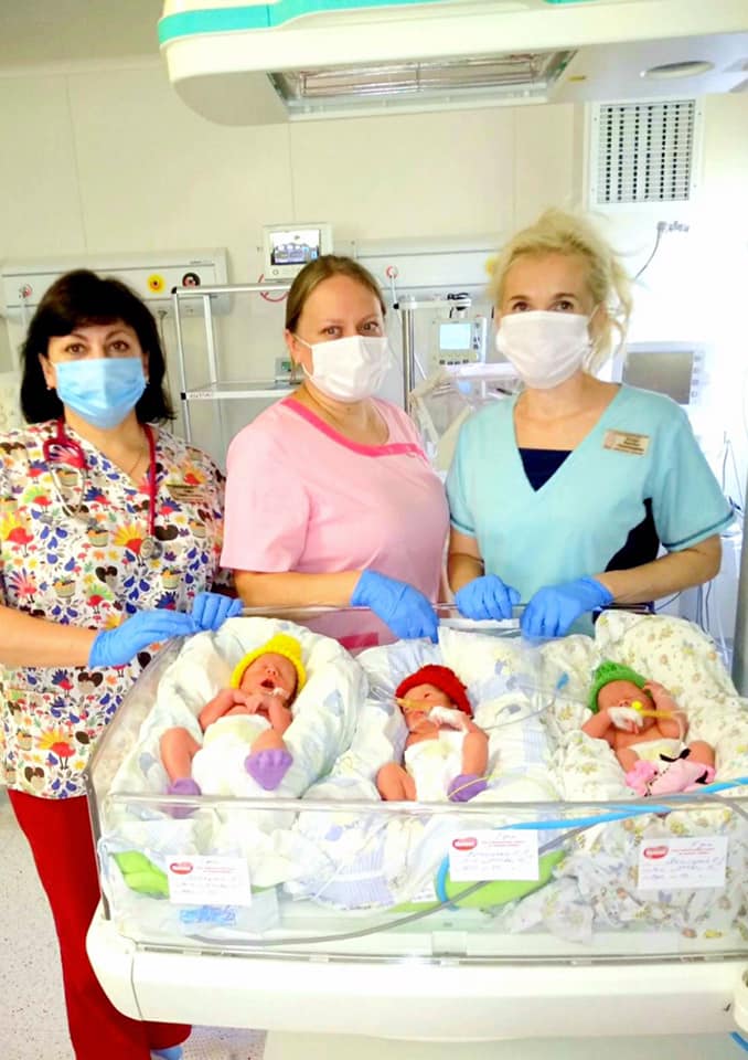 Місяць у лікарні: у Львові народилася трійня. Фото: Львівський обласний клінічний перинатальний центр/Фейсбук.