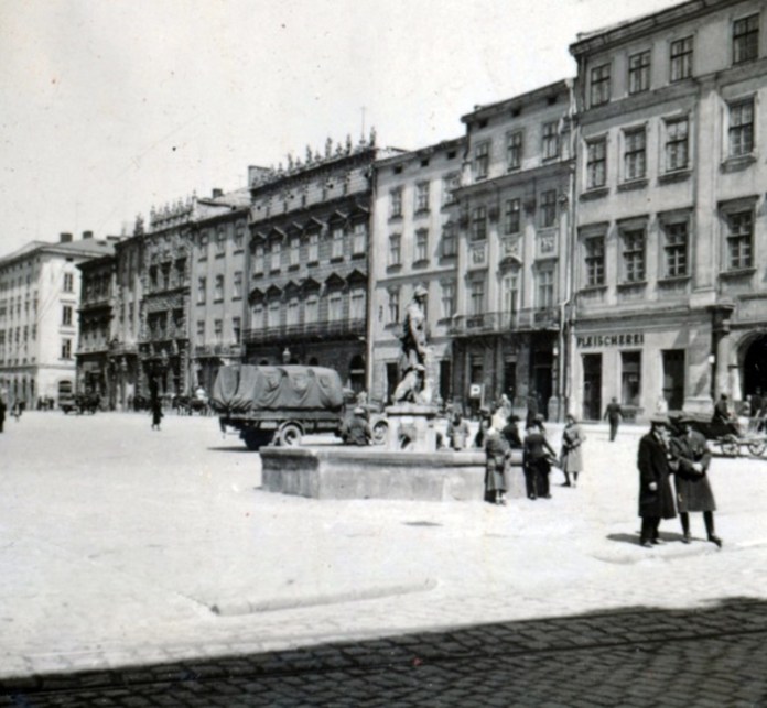 Львів. 1942 рік: у мережу виклали унікальні фото з угорського архіву. Фото: fortepan.hu.