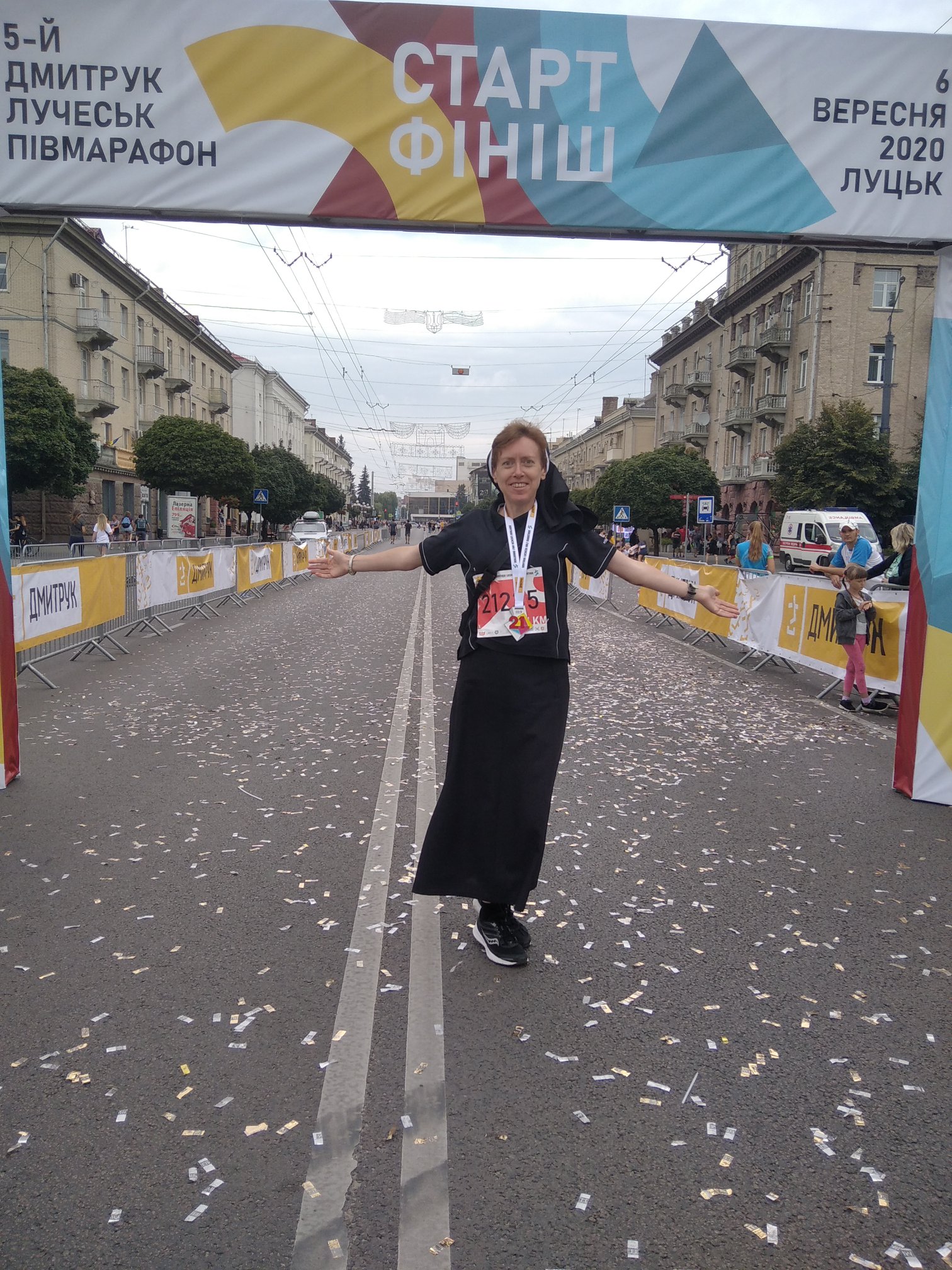 Біжи, сестро, біжи: львівська черниця стала переможницею півмарафону. Фото Вікторія Куспись/Фейсбук.