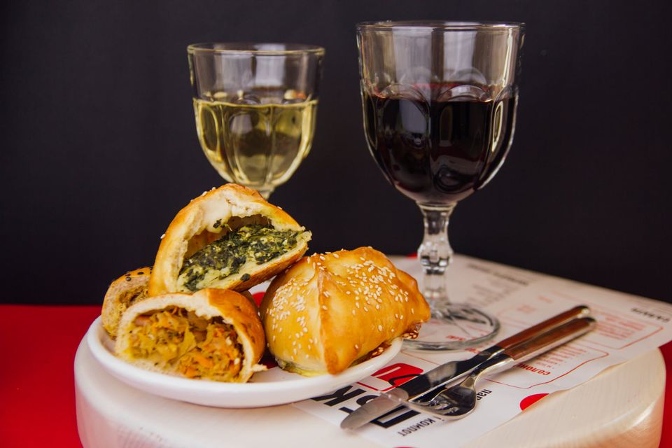 Нова сімейна пиріжкова "Пара булок і компот". Фото: Фейсбук/Пара булок і компот