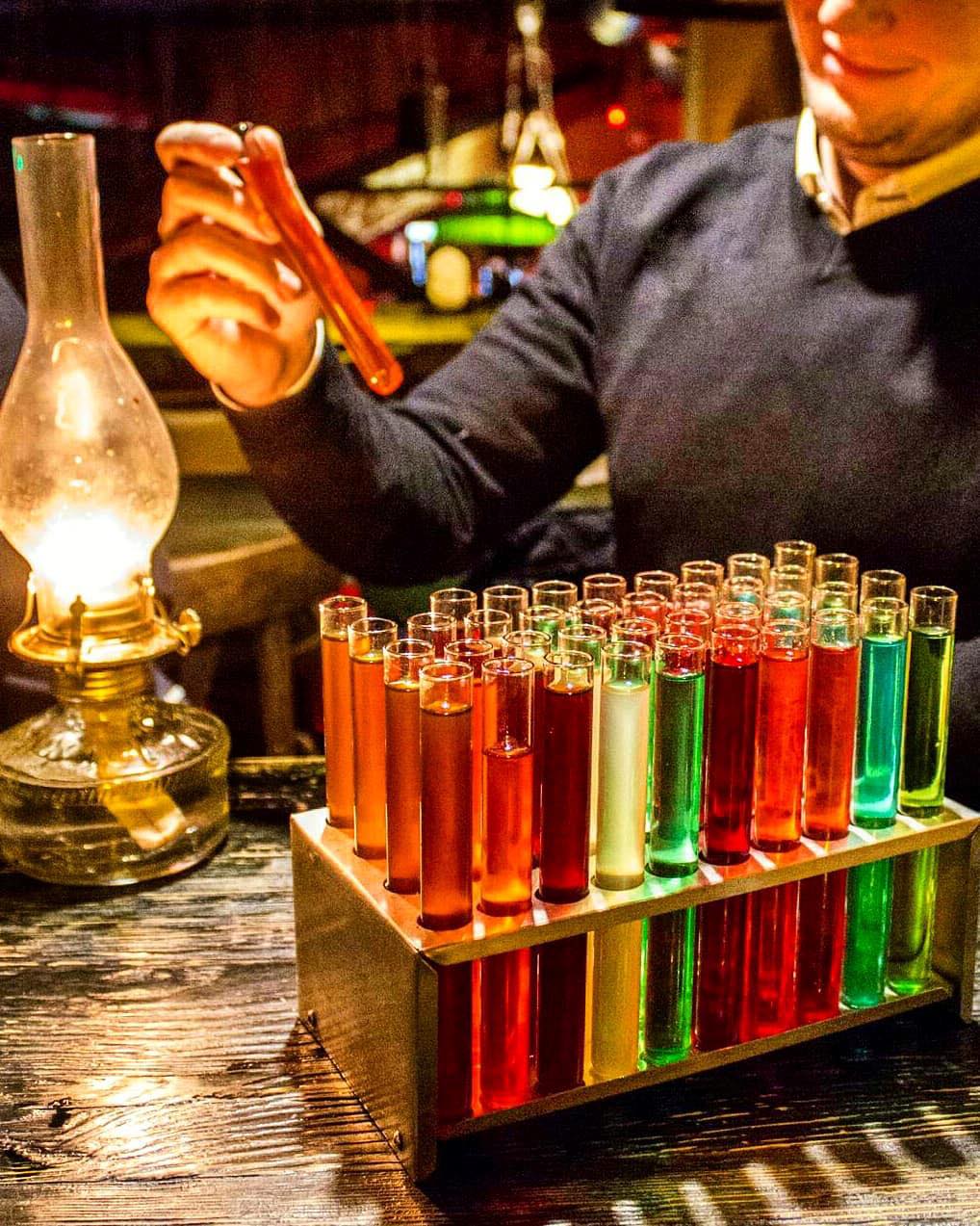 Де зустріти Новий 2021 рік у Львові. Фото: Гасова лямпа