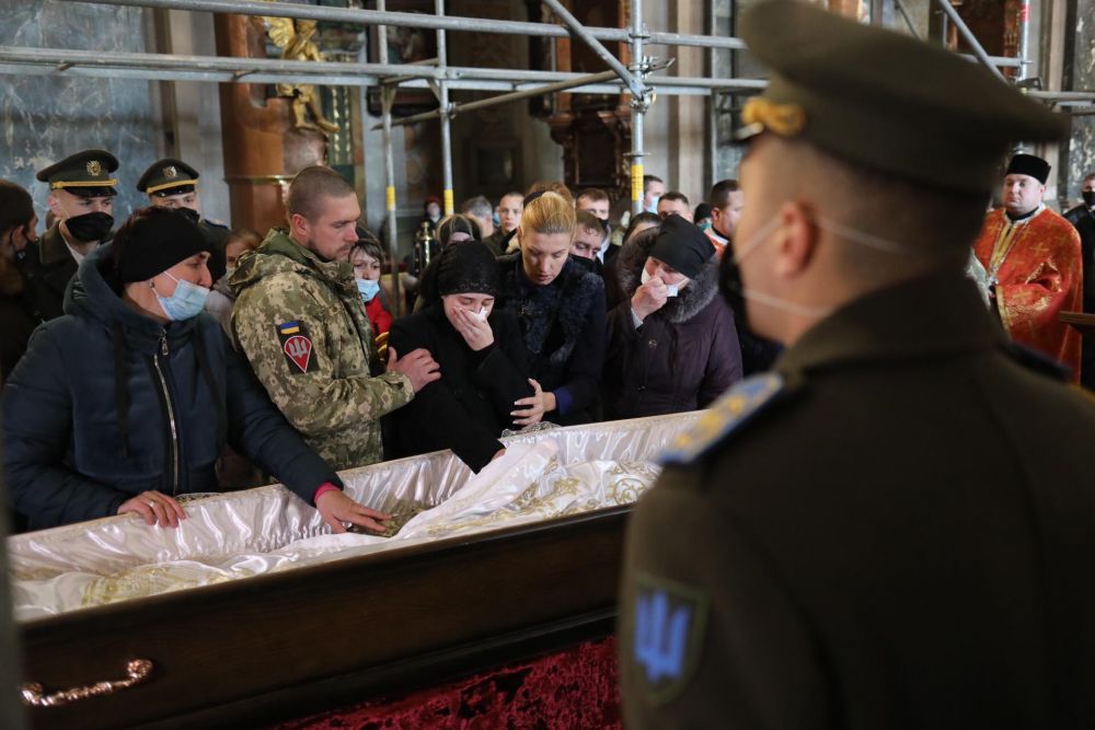 Львів прощається із загиблим на війні 21-річним Іваном Горошком. Фото:  Роман Балук