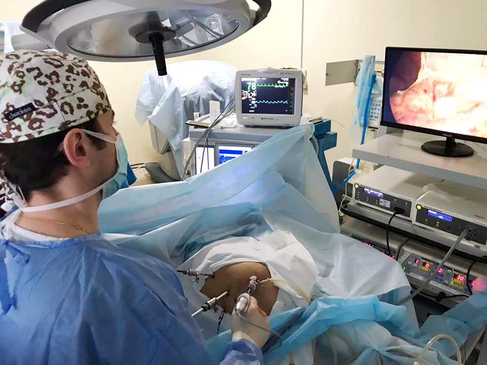 Мінімум розрізів: у Львові провели унікальну операцію. Фото: Львівська міськрада