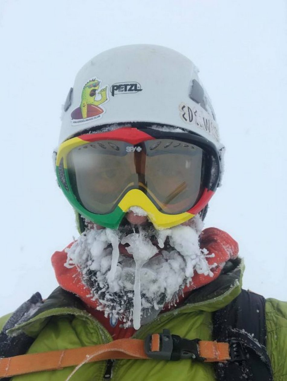 Рятувальник Богдан Фаштрига після понад 20 годин пошуків зниклого у горах львів'янина. Фото: Олексій Тригуб'як