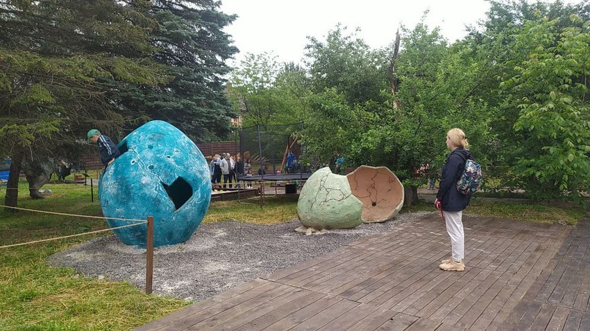 У Трускавці відкрили Парк "живих" динозаврів.