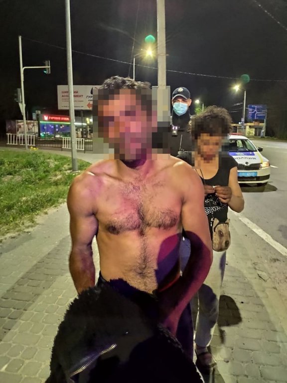 Ножове поранення ромці завдав 33-річний ром, який нещодавно вийшов з в'язниці.