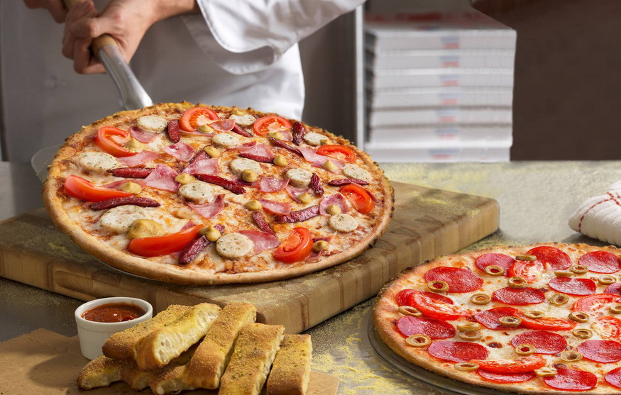 Біля ринку «Південний» у Львові відкрили четверту піцерію однієї з найбільших світових мереж. Фото: Domino's Pizza.