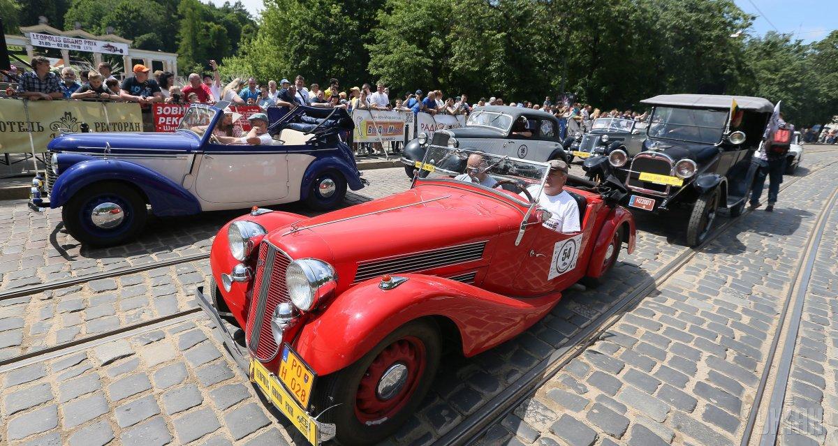 24 серпня 2020 року у Львові відбудеться святковий автопробіг. Фото: Уніан.