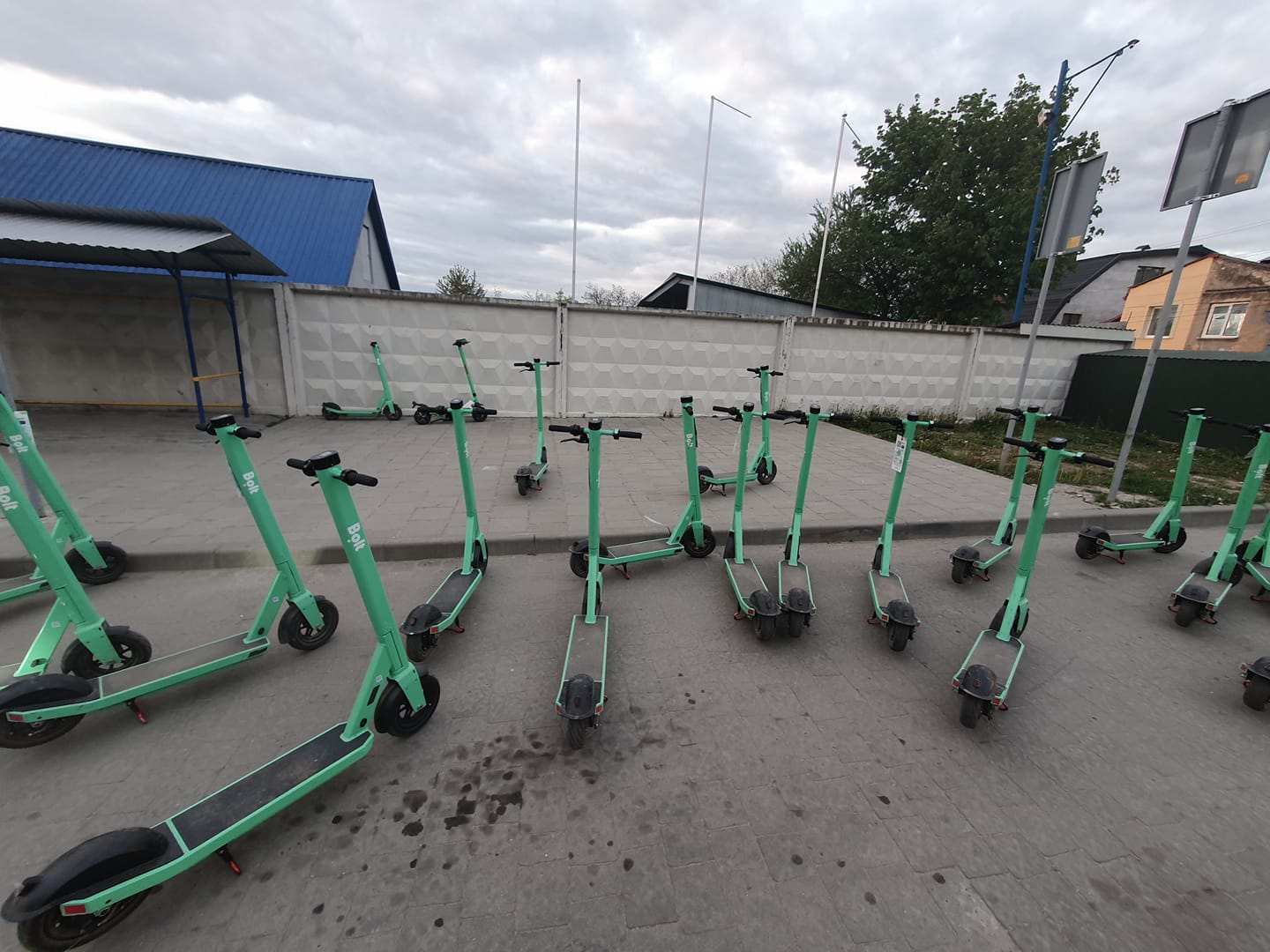 Забили болт: куди зі Львова зникли всі самокати. Фото: Марічка Цимбалюк/Фейсбук