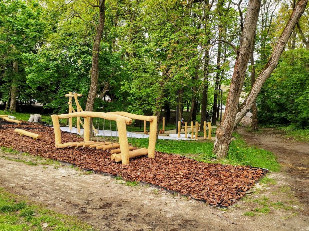 У парку &laquo;Горіховий Гай&raquo; з&rsquo;явився новий громадський простір. Фото: Львівська міська рада