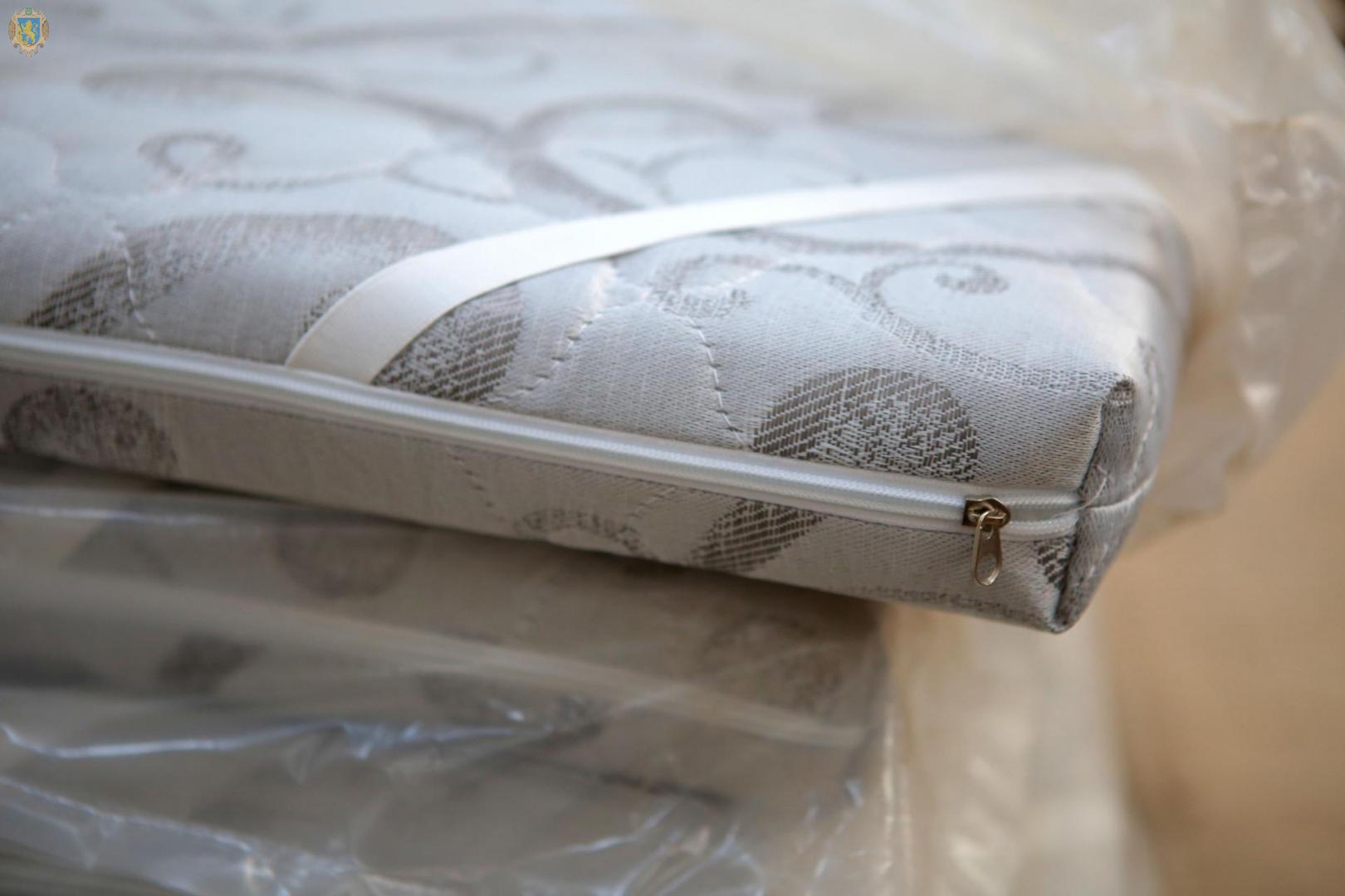 Одне з найбільших підприємств України з виробництва матраців переїжджає на Львівщину.