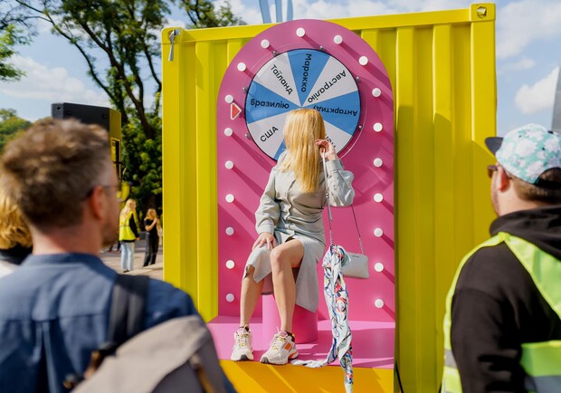 Інтерактивна виставка вражень із усього світу #Вражаріум. Фото організаторів