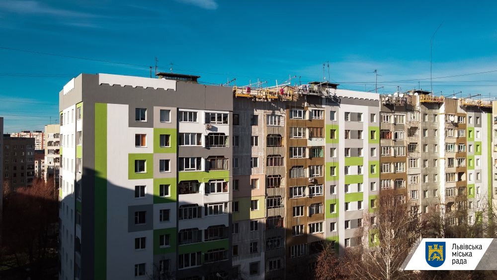 Багатоповерхівки на Сихові у Львові продовжують змінюватися. Фото: Львівська міськрада