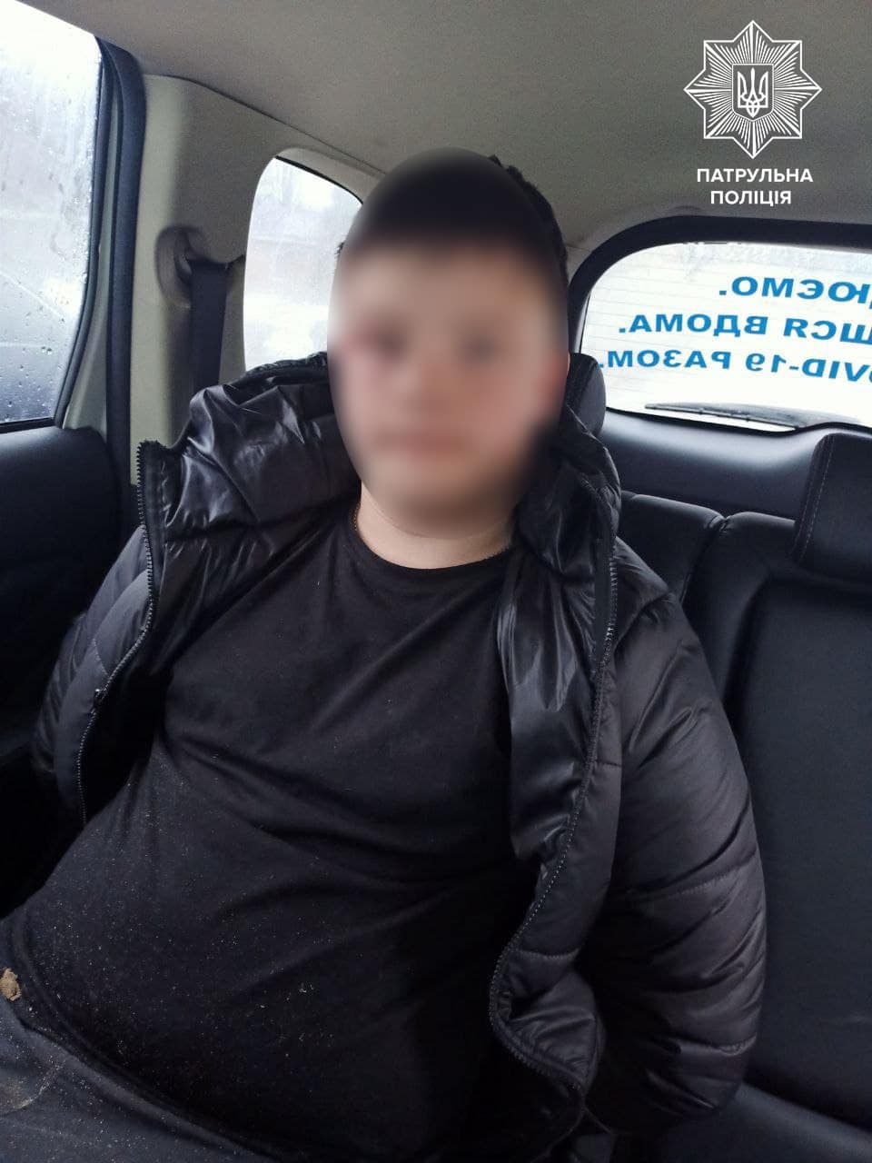 У Луцьку 16-річний хлопець за кермом автомобіля тікав від поліції і збив шістьох людей