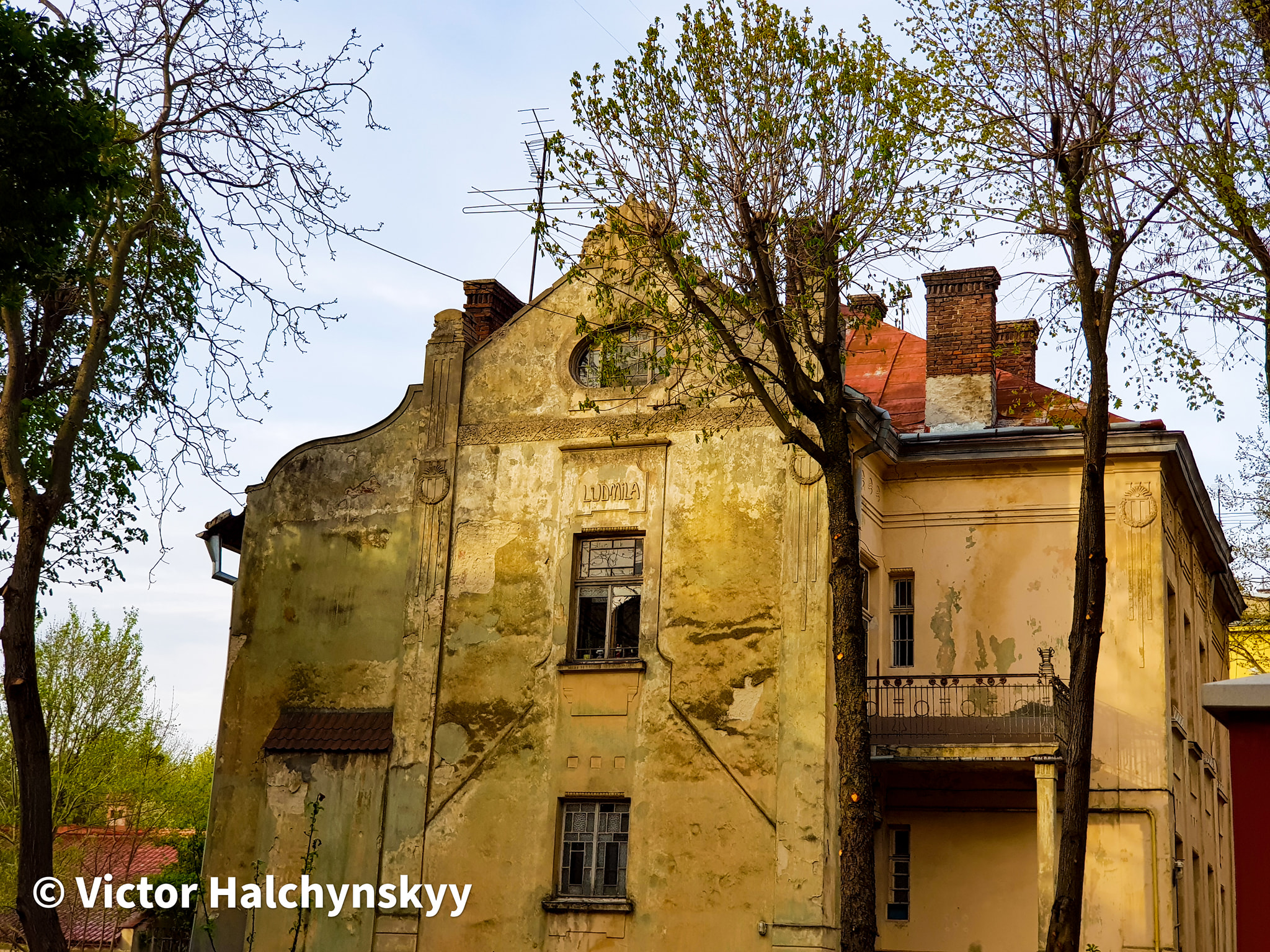 Нетуристичний Львів очима Віктора Гальчинського. Фотовиставка.