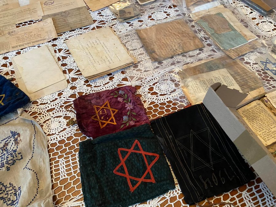 Киянин викупив і передав у музей знайдені на горищі львівського будинку речі євреїв із гетто