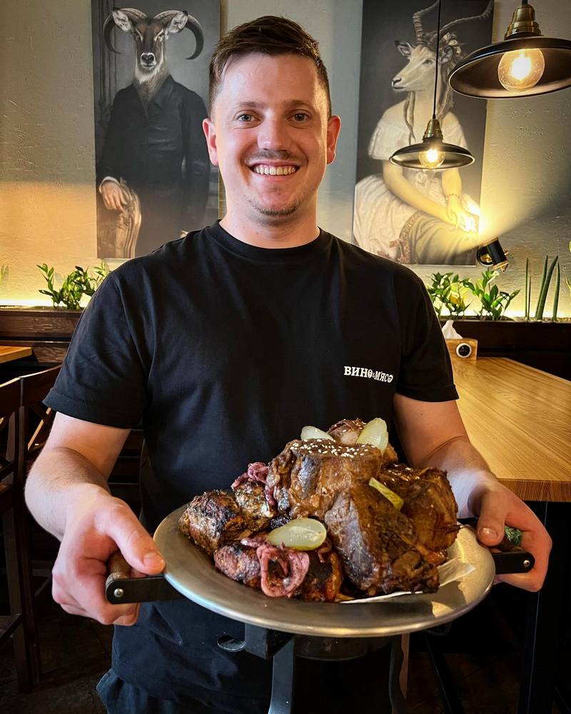 Новий барбекю ресторан у Рясному.