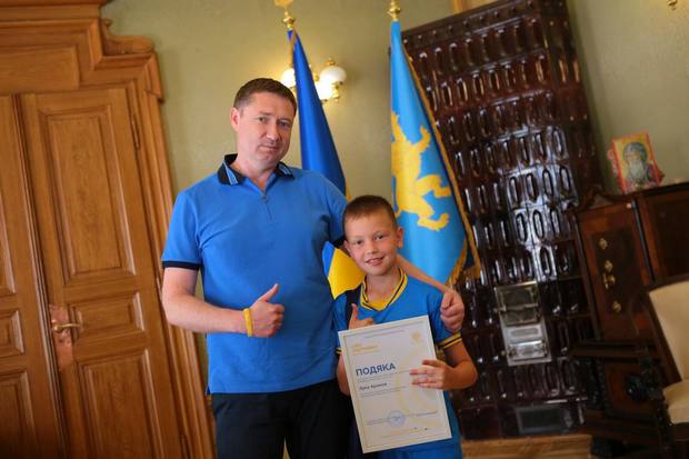 Лука Аронов купив автомобіль для ЗСУ і збирає ще на два.