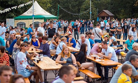 Пивний фестиваль.