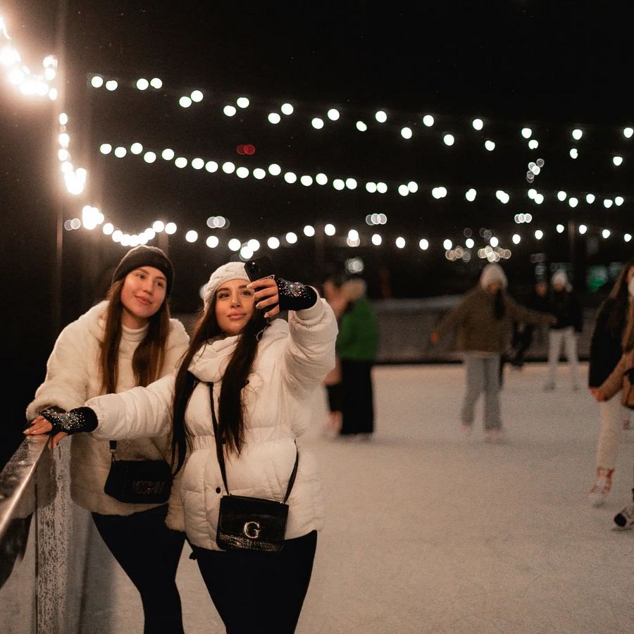 Ковзанка у Emily Resort у Винниках.