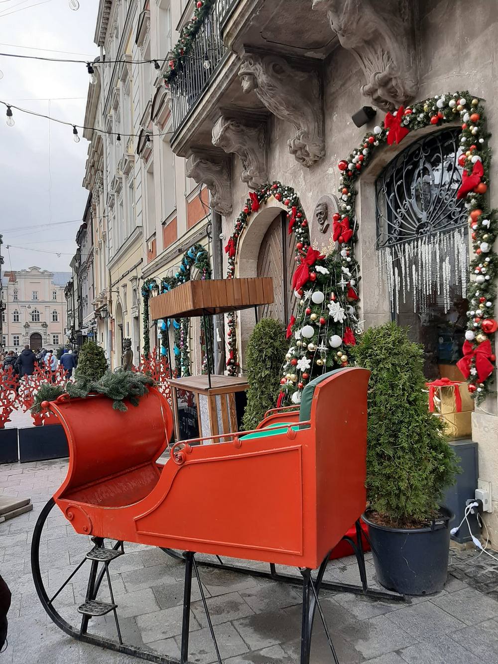 Сани святого Миколая на площі Ринок у Львові.