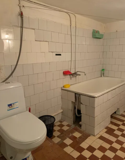 Квартира у Львові на цокольному поверсі за 3 000 гривень.