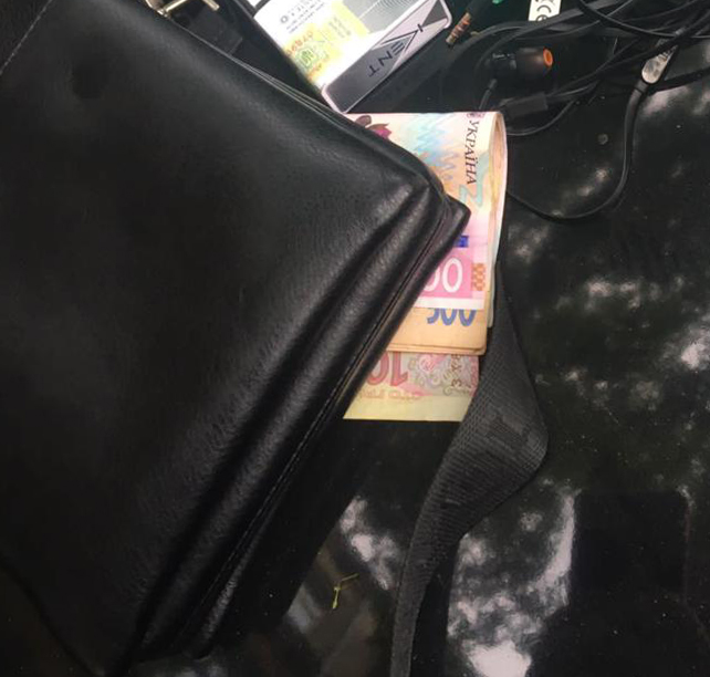 У центрі Львова рецидивісти напали на одеситку.