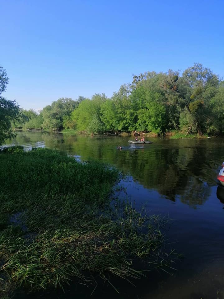 На Львівщині врятували чоловіка, який вирішив переплисти Західний Буг.