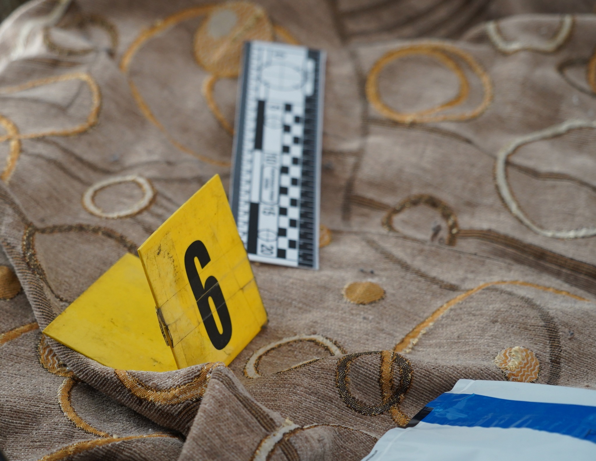 Знайшли зброю вдома: у Львові школяр потрапив у реанімацію з вогнепальним пораненням.