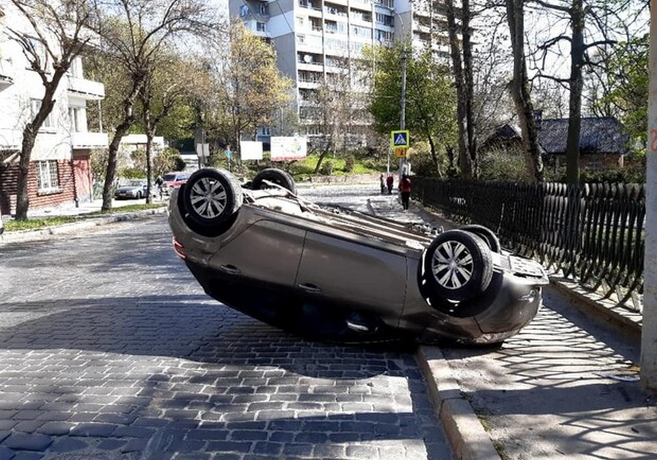 Проклятий день: коли у Львові найчастіше трапляються аварії. Фото: Варта 1.