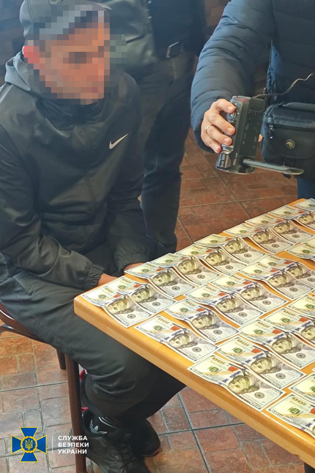 Мешканця Дрогобича затримали за продаж GPS-маршруту для втечі чоловіків за кордон.