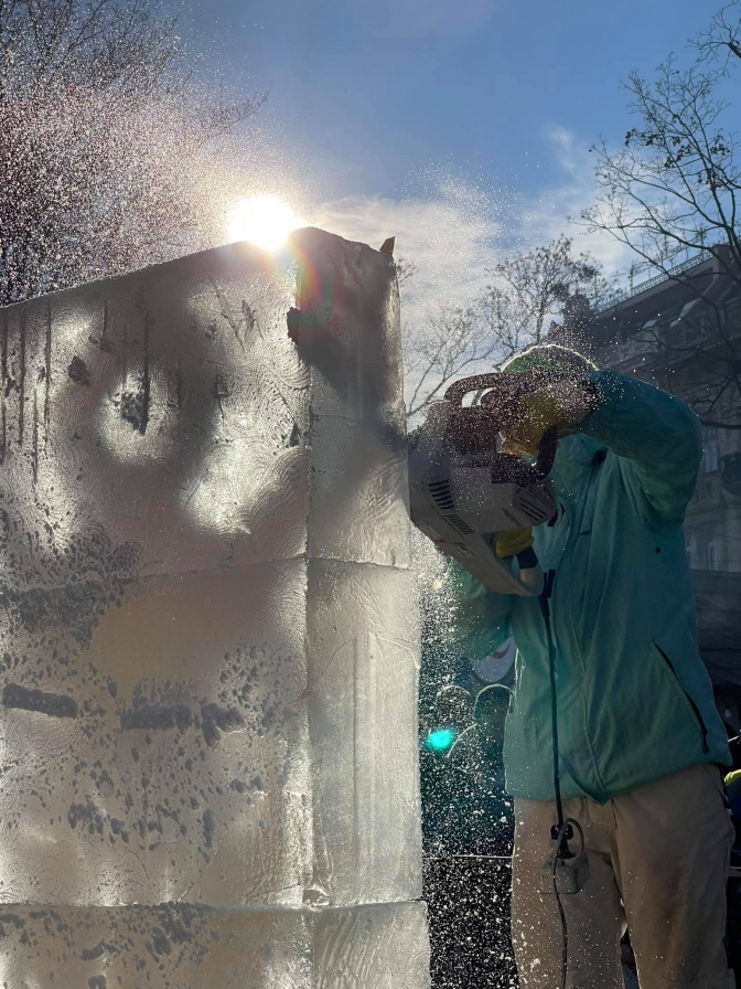 У Львові стартував фестиваль Льодових скульптур. Фото: DARIA ALYOSHKINA.